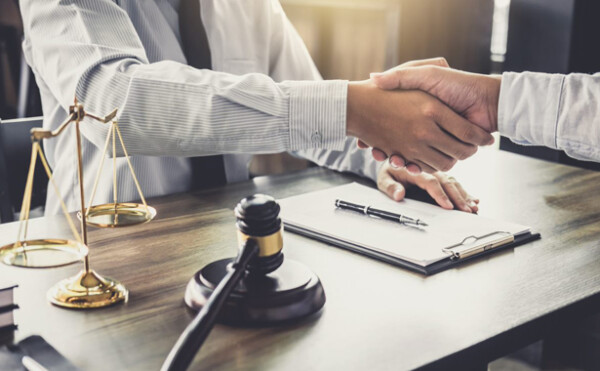 How to Manage a Small Law Firm: Advice From Experts - RunSensible